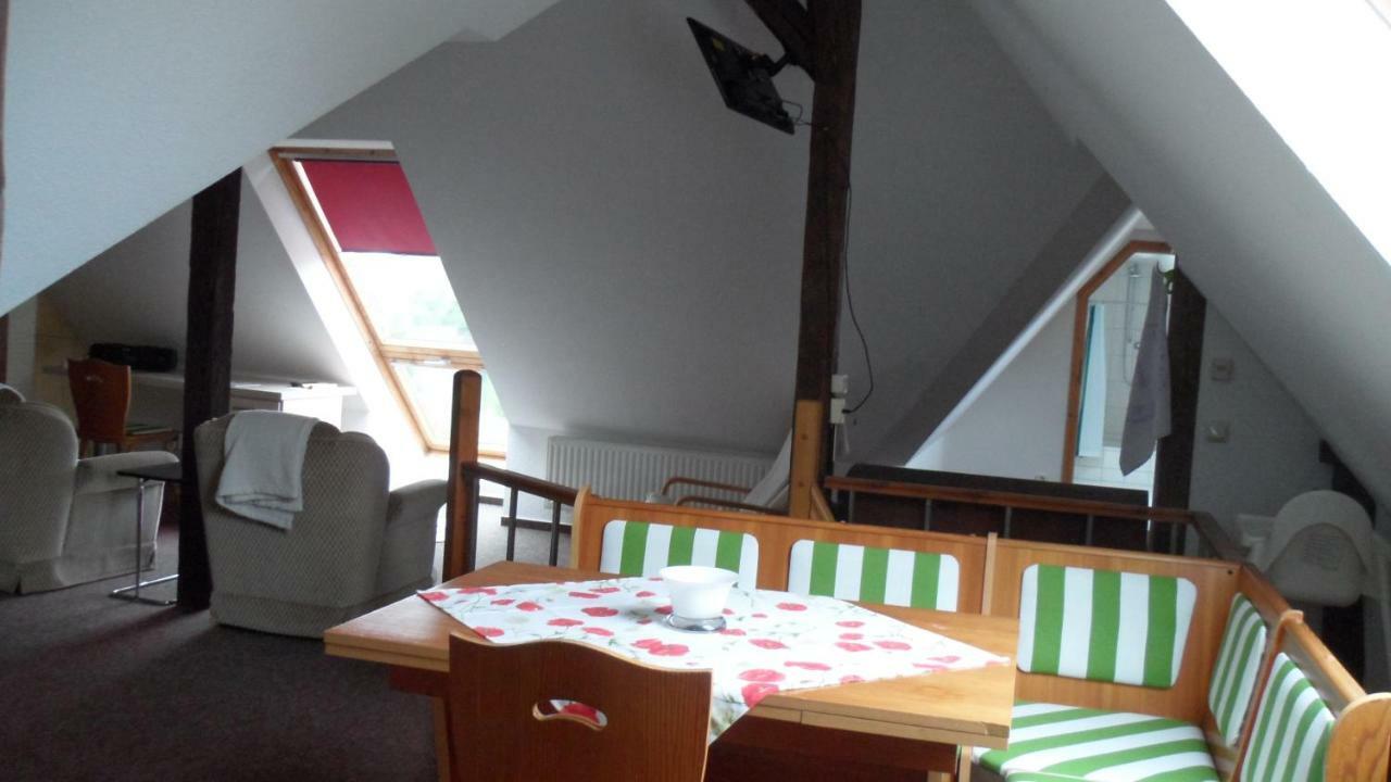 Apartment Unterm Dach Вісмар Екстер'єр фото