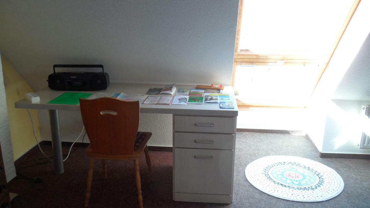 Apartment Unterm Dach Вісмар Екстер'єр фото
