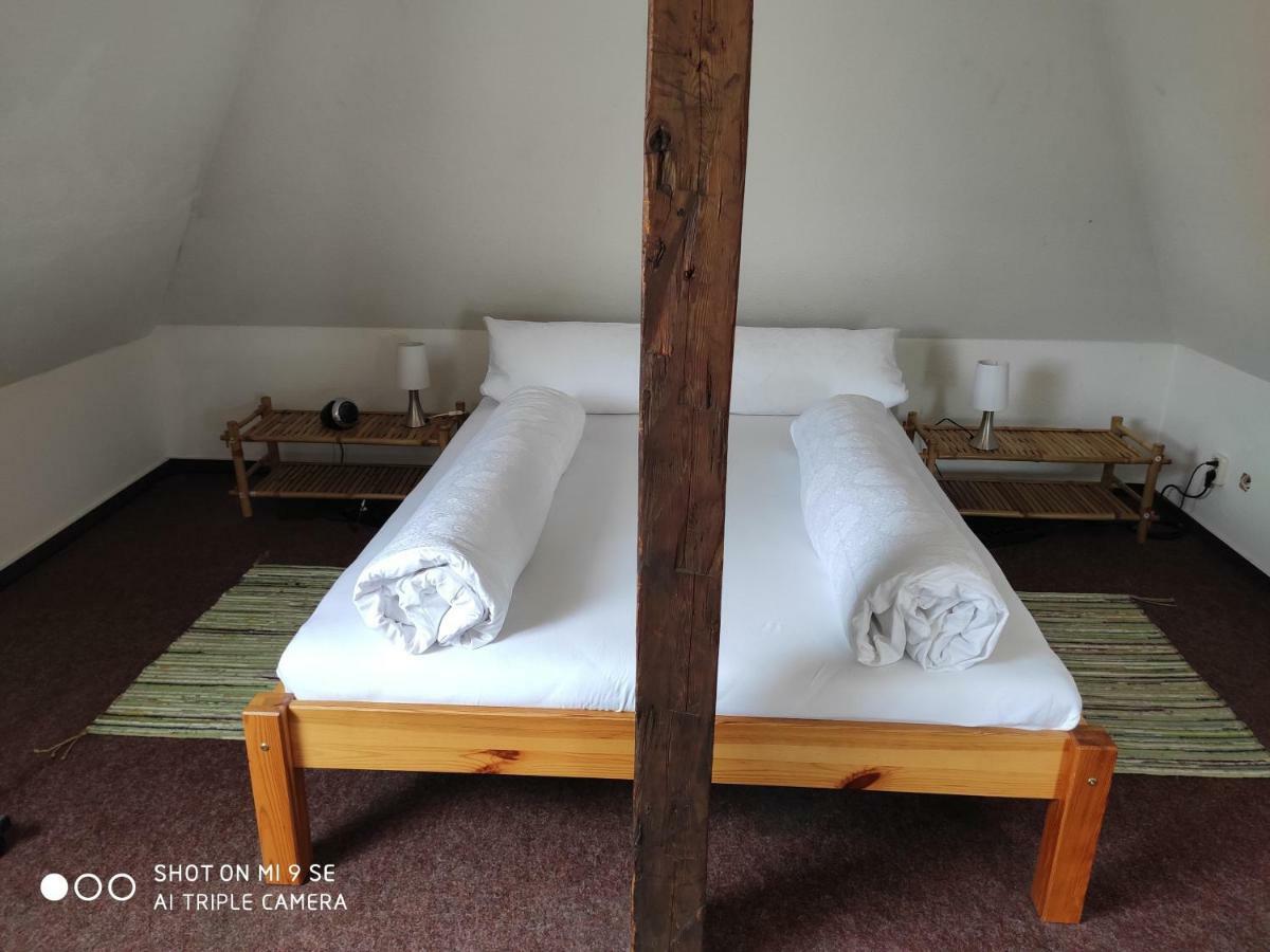 Apartment Unterm Dach Вісмар Екстер'єр фото
